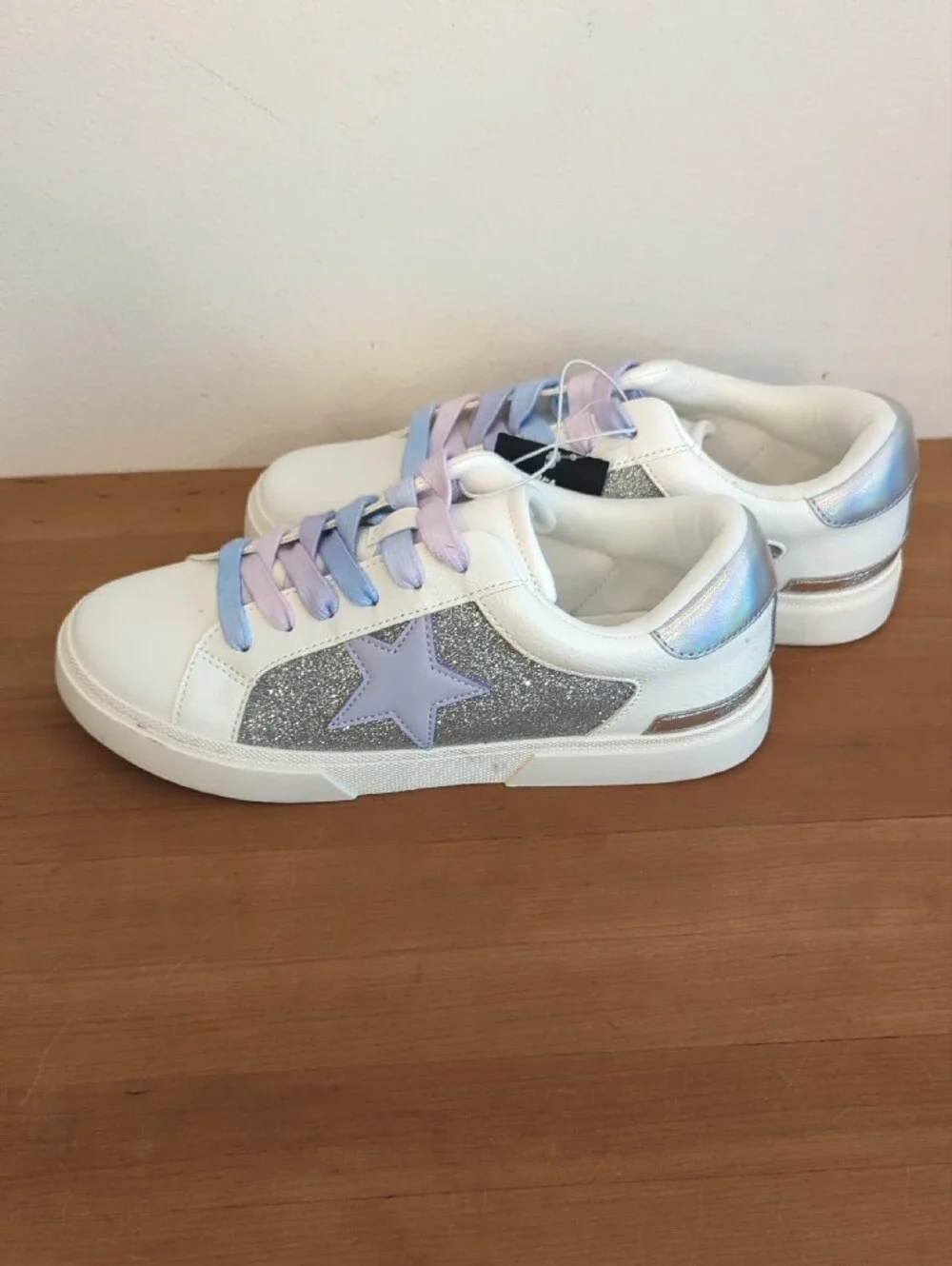 Girls Silver Kaitlyn Sneakers with Pastel Ombre Laces and Silver Glitter 5